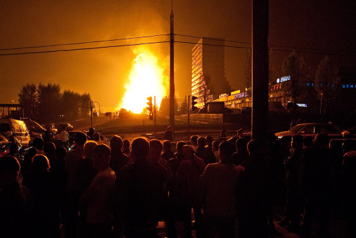 Пожар на Озёрной, фотограф Денис Клюев