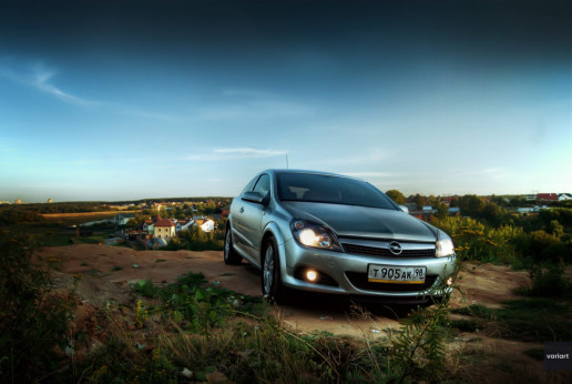 Opel Astra H GTC, Ромашково, фотограф Денис Клюев