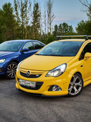 Opel Corsa OPC & Skoda Octavia A8, фотограф Денис Клюев