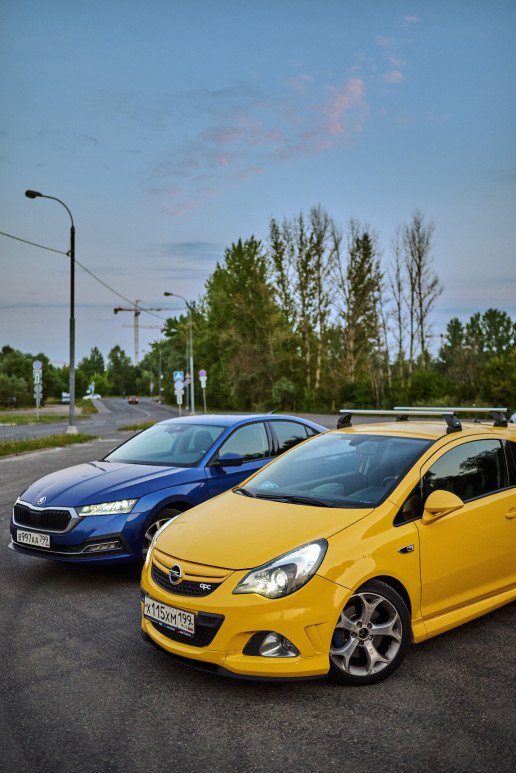 Opel Corsa OPC & Skoda Octavia A8, фотограф Денис Клюев