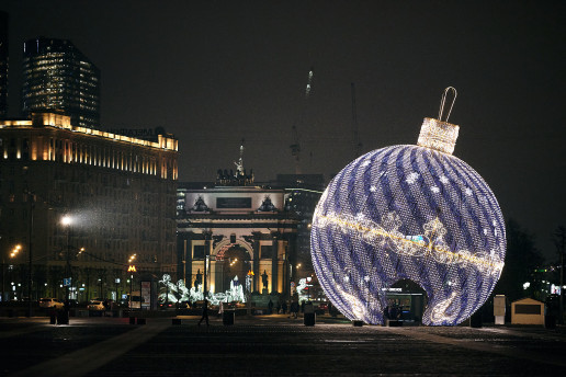 Новогодняя Триумфальная, фотограф Денис Клюев