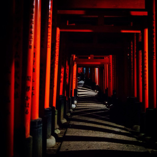 Soul path // Inari, Japan 04.2014, фотограф Денис Клюев
